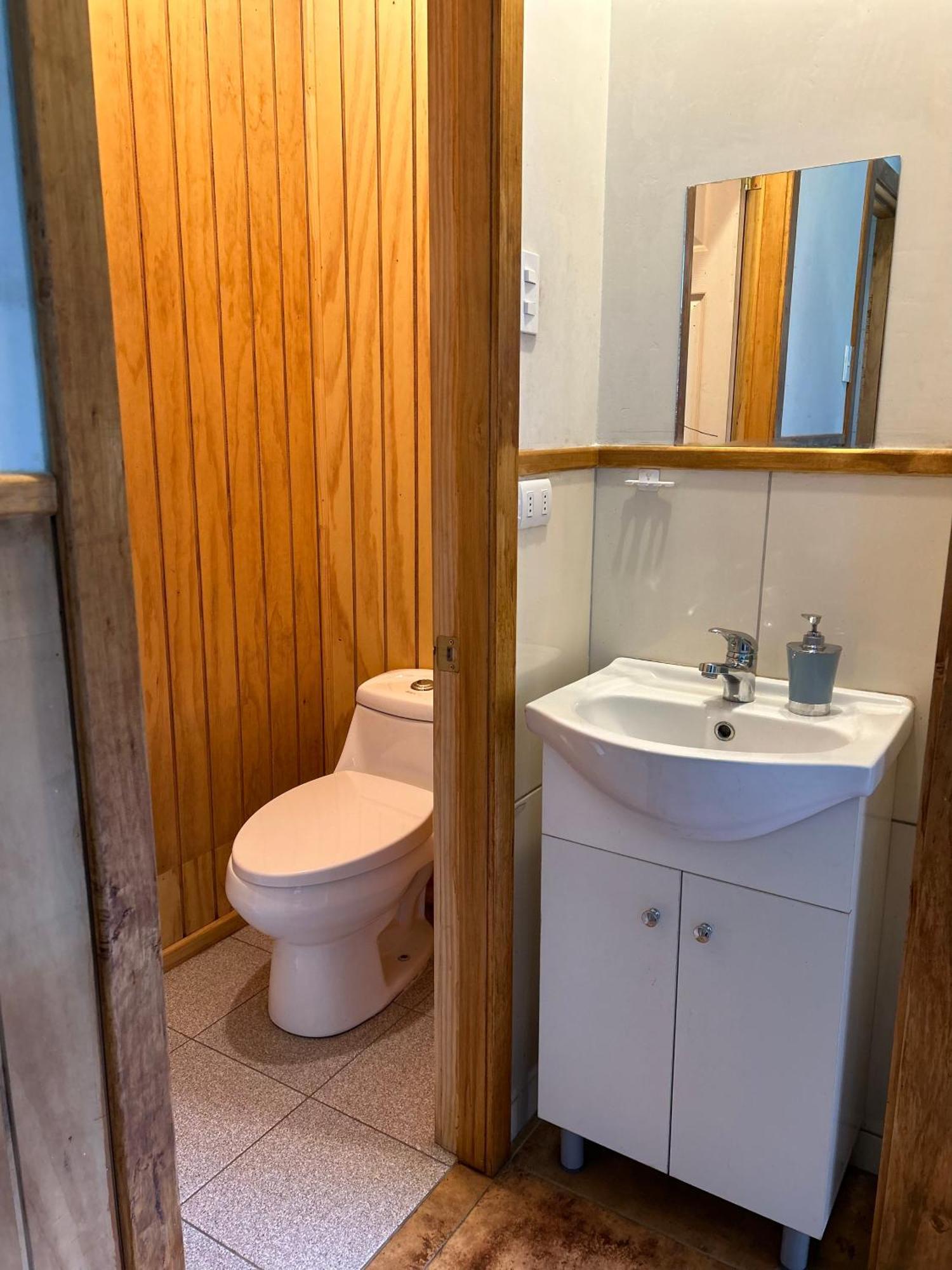 Quelen Patagonia Hostel Вийя Серо Кастийо Екстериор снимка